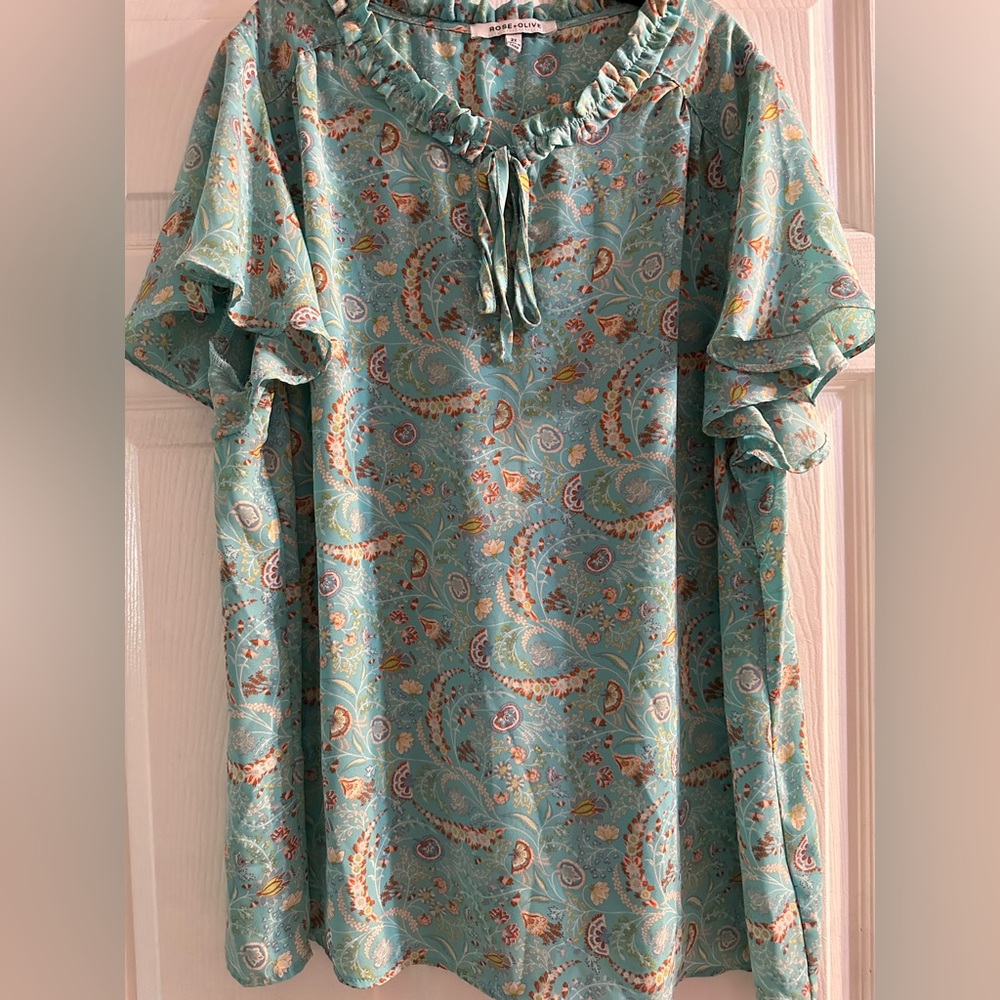 Rose & Olive Top